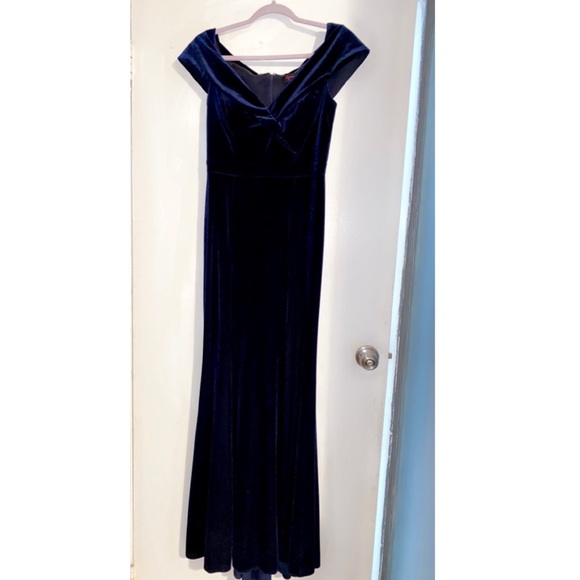 Aqua Dress - Picture 3 of 3